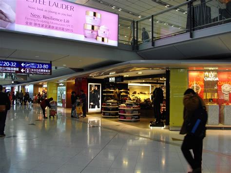 hong kong international airport stores.